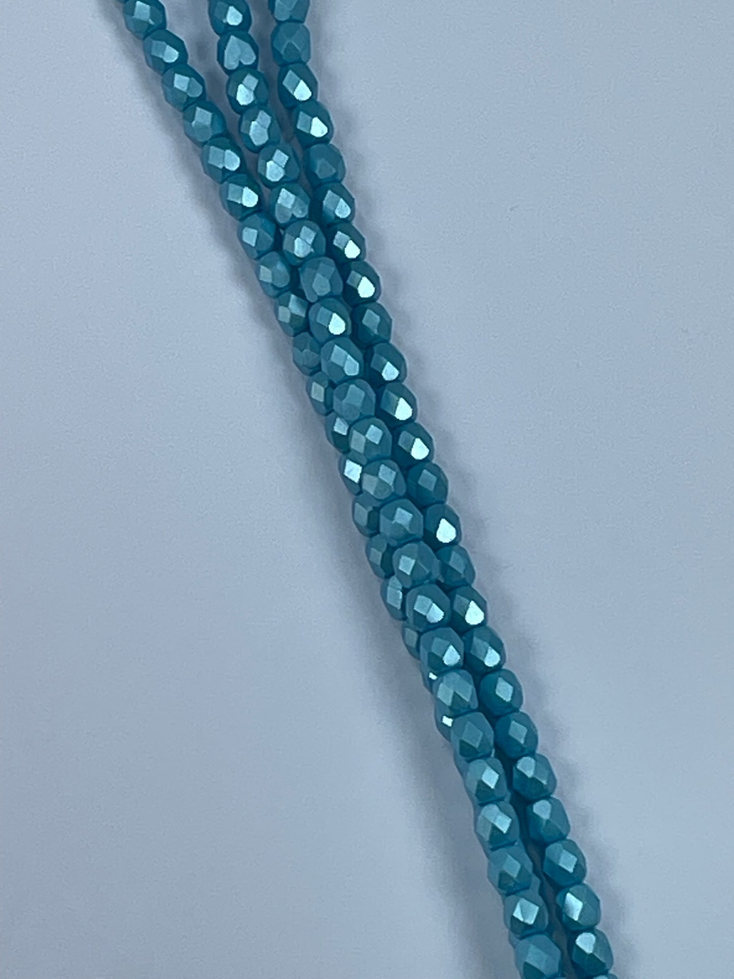 Czech FP Pastel Aqua 4mm