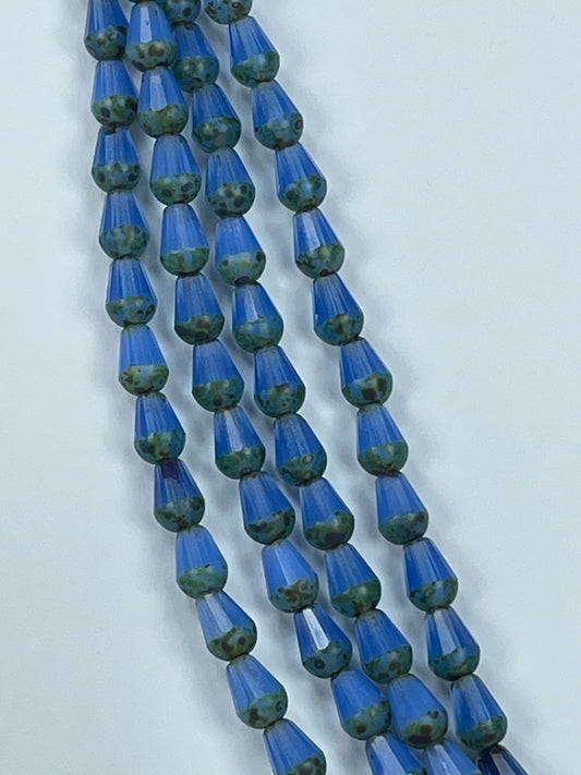 Czech Fac Drop Blue Opal Trav, 6x8mm