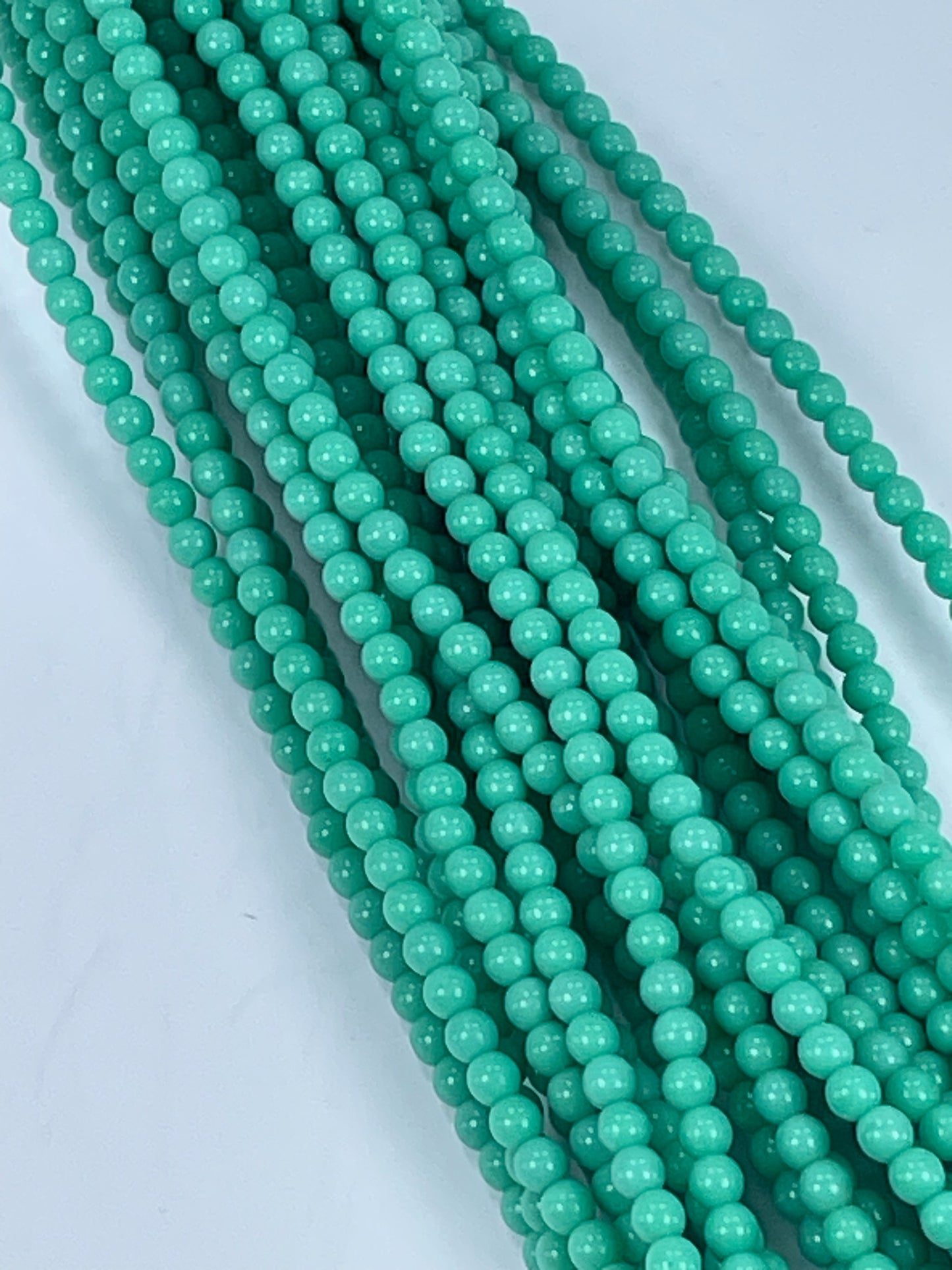 Czech Rnd - Jade 4mm, 6" Strand