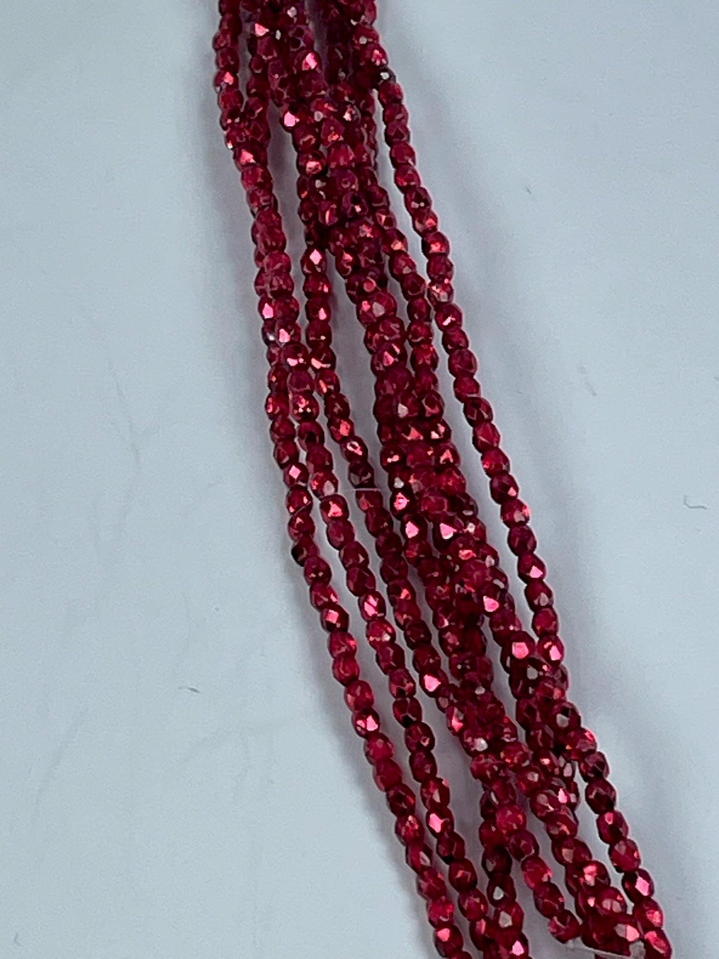 Czech FP Pomegranate Metallic Ice, 3mm, 6" Strand