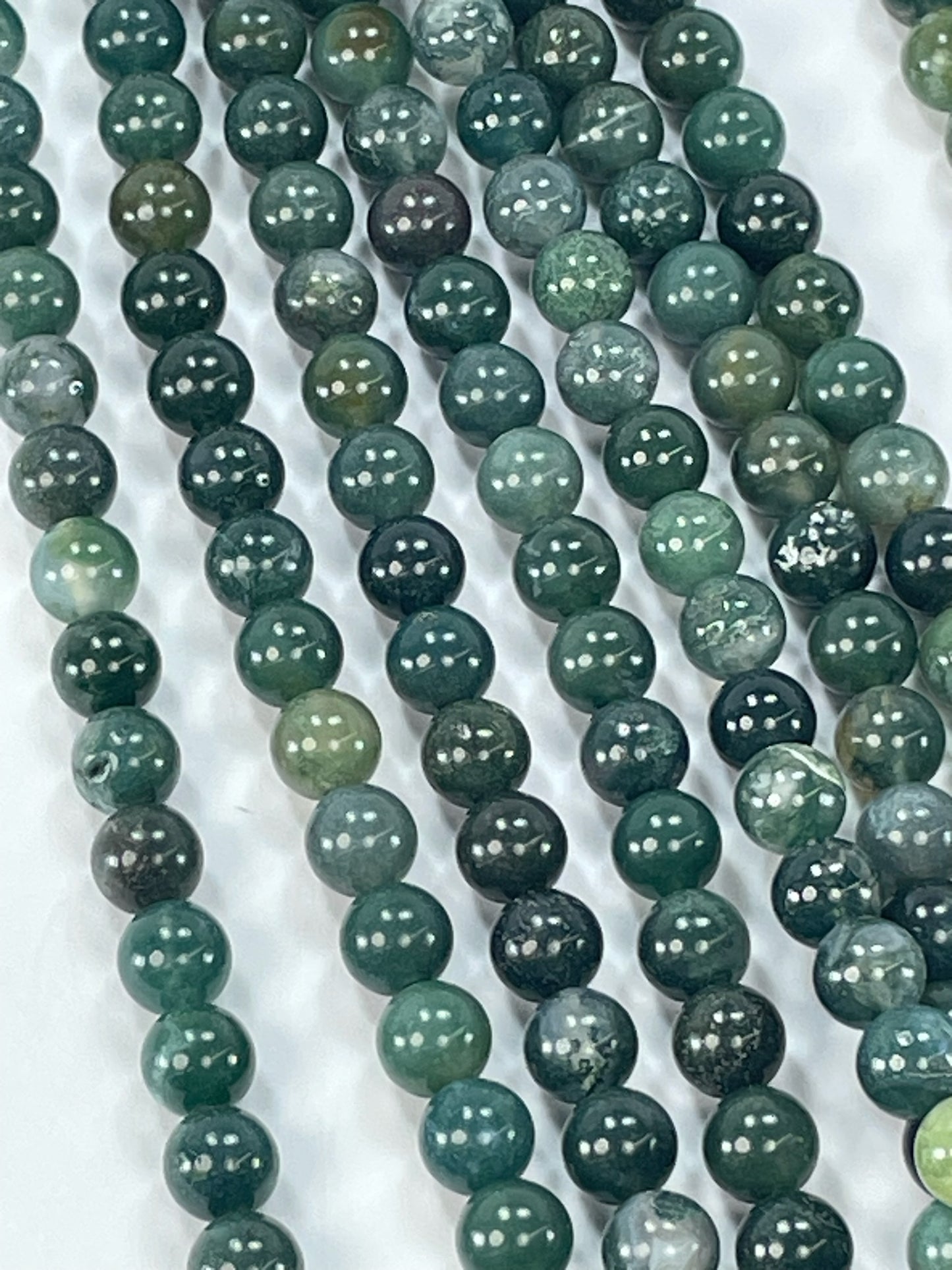 Moss Agate 8mm, 16" Strand