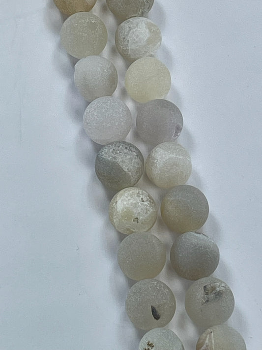 Druzy Agate (White) 12mm, 16" Strand