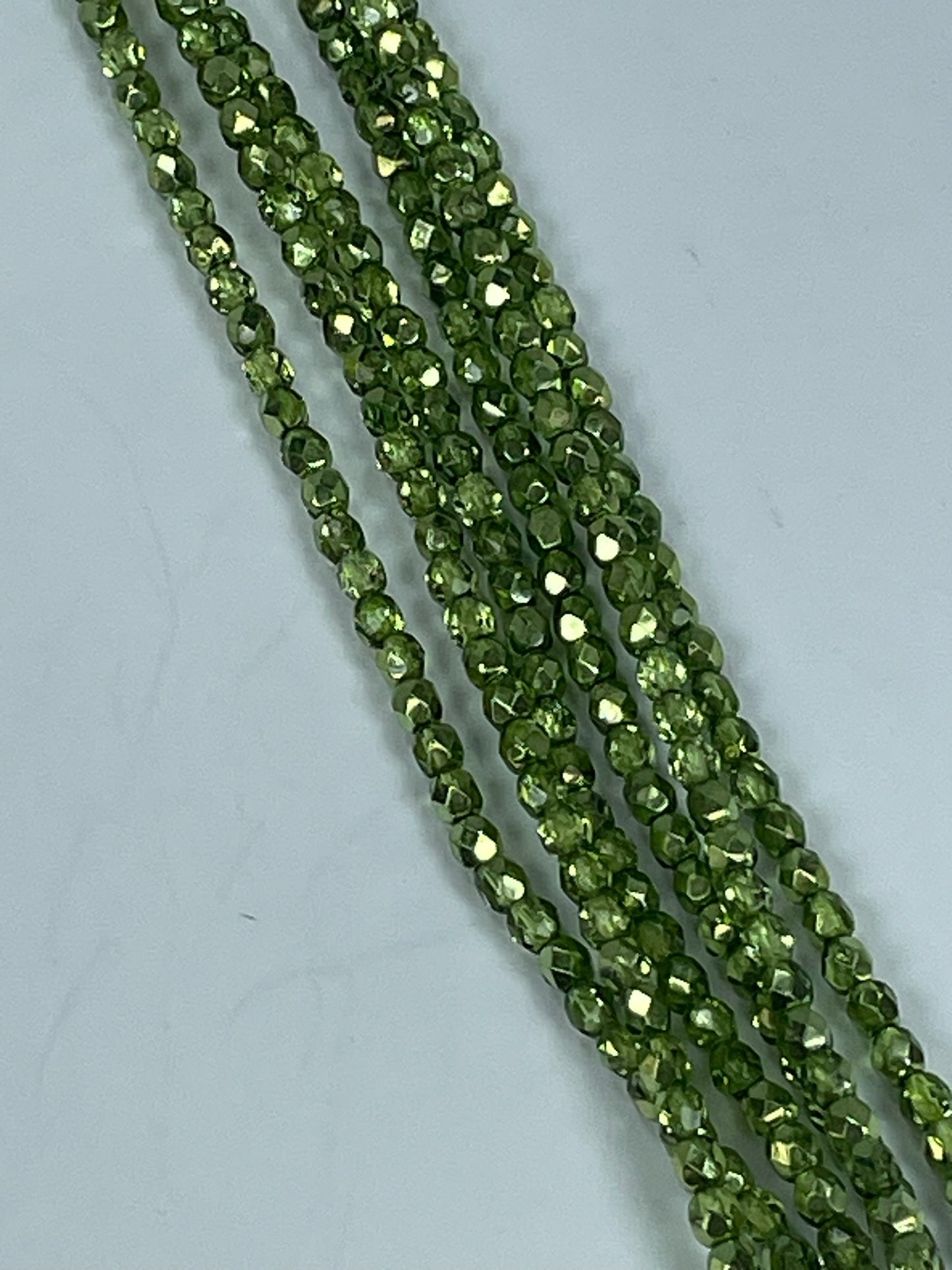 Czech FP Olive Metallic, 4mm